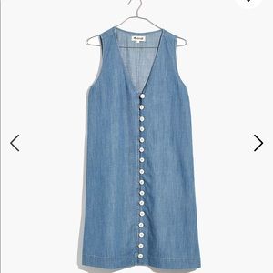 Madewell Denim Button-Front Sleeveless Easy Dress